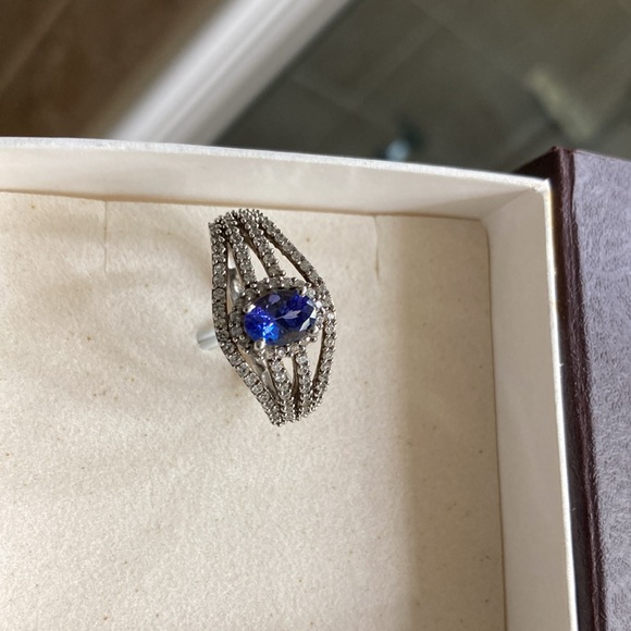Tanzanite and Zircon - Picture 12 of 17